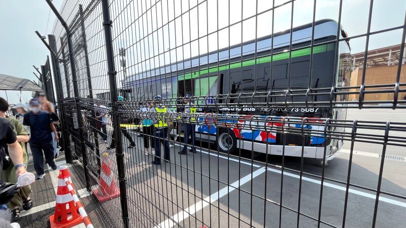 バス下車時