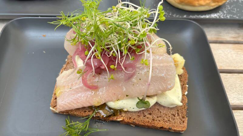 ニシンのスモーブロー