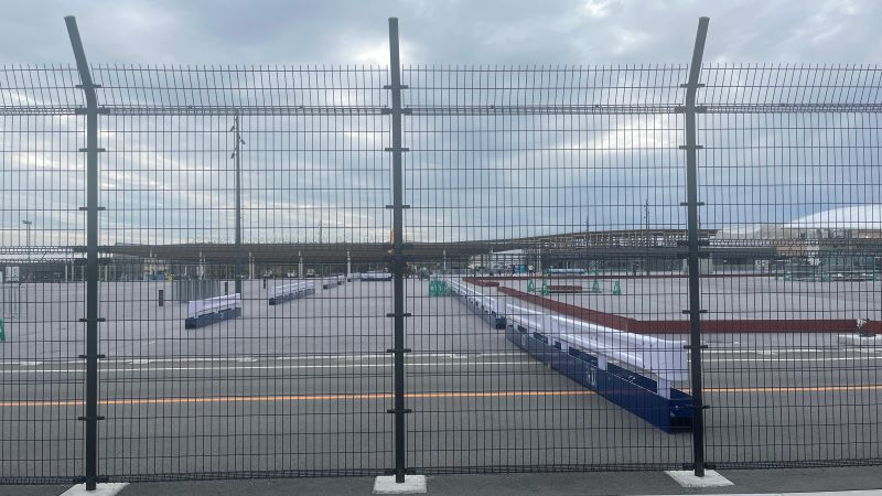 東ゲート 