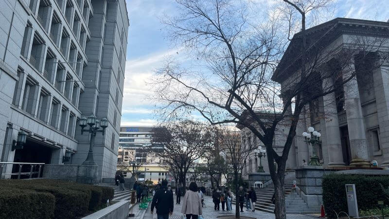 図書館→市役所へ