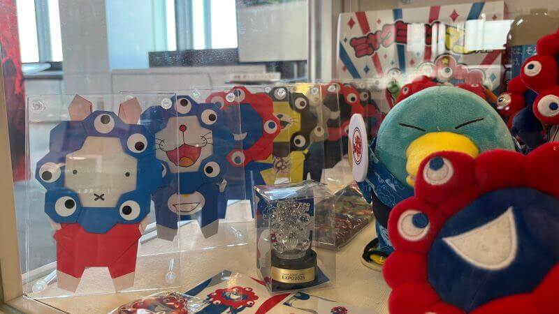 折り紙ミャクミャク