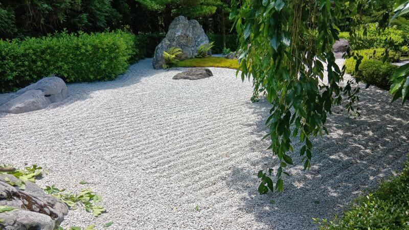陽の庭